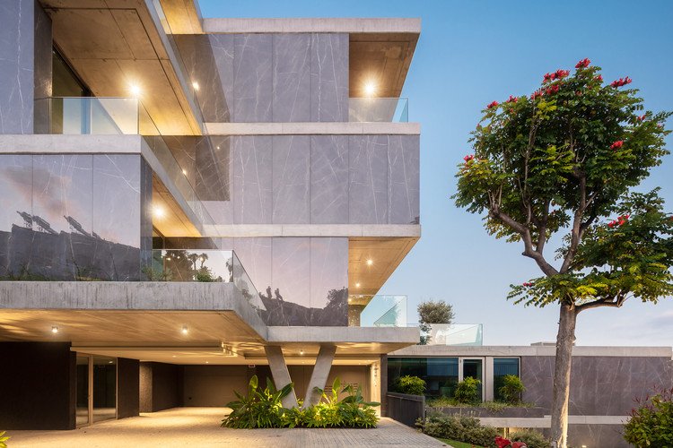 تلميع الواجهات